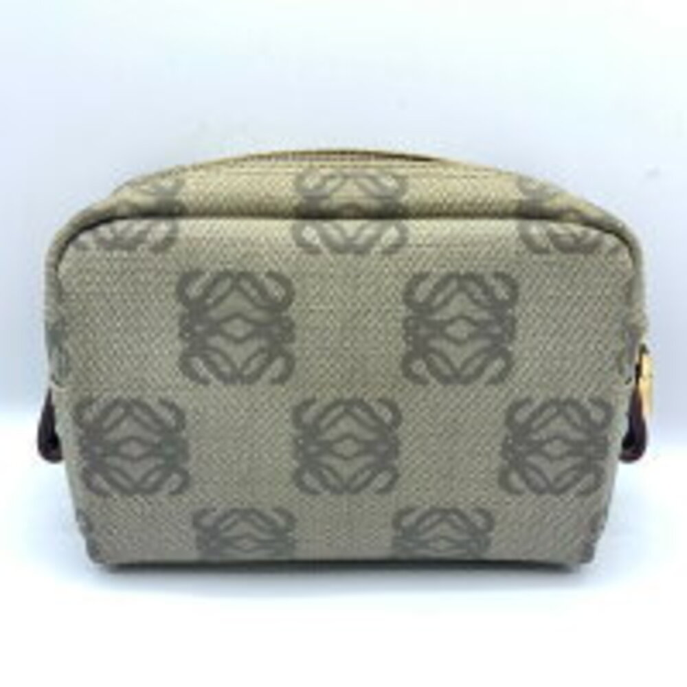 Loewe Clutch all over Anagram cosmetic gray